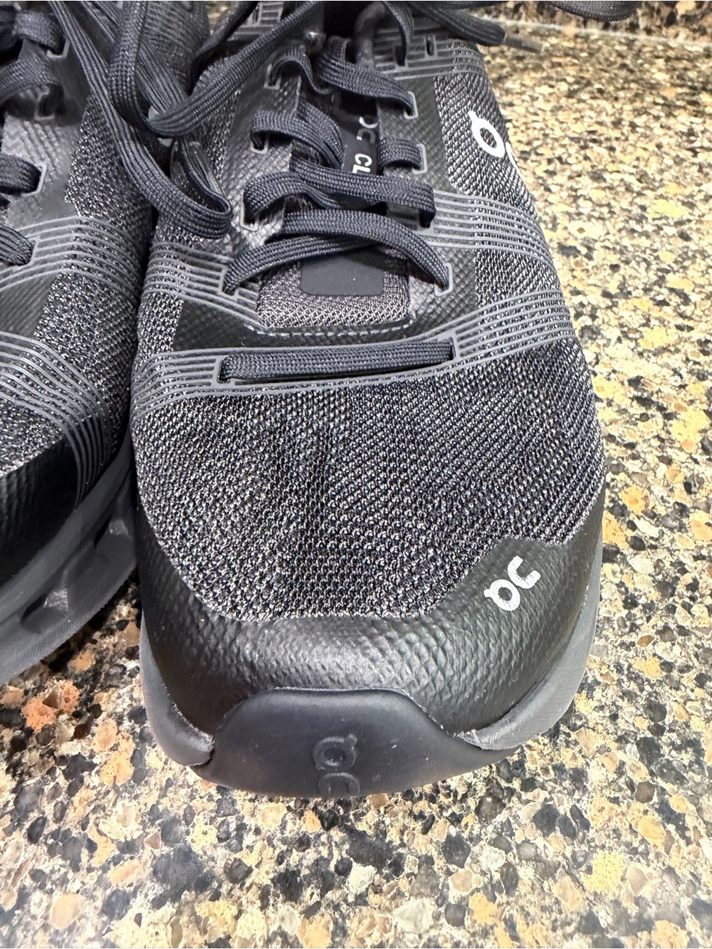 ON CloudTec Black Running Sneakers ladies 8 - Picture 3 of 12